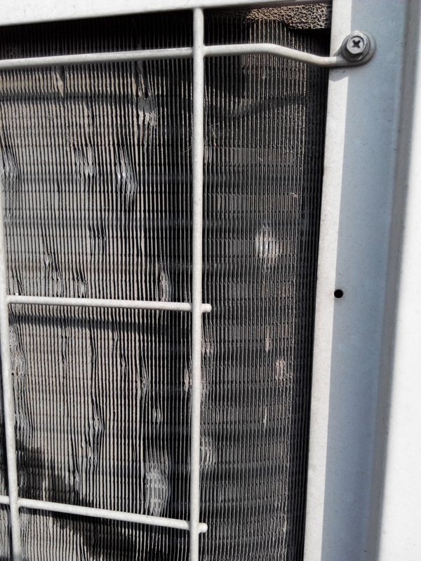 室外機(jī)清洗前 室外機(jī)清洗前